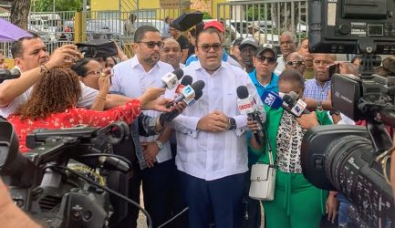 Excandidato a diputado de FP solicita a JCE reconteo de votos  