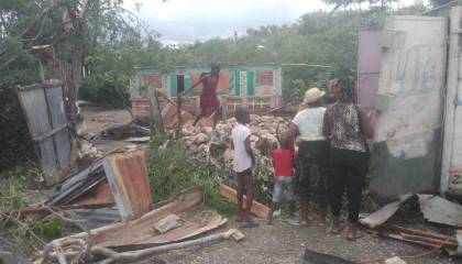 50 personas heridas y 200 casas destruidas por un tornado en Haití imagen
