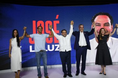 Abinader recibe apoyo de Laluz a quien llama seguir siendo «crítico»