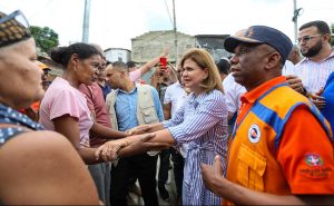 La Vicepresidenta Peña recorrió zonas afectadas por inundaciones