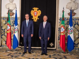 Presidente de Portugal define a Abinader como un gran líder AL