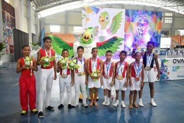 Infantes ganan oro Campeonato Nacional de Clubes de Gimnasia