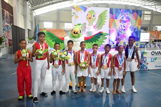 Infantes ganan oro Campeonato Nacional de Clubes de Gimnasia imagen