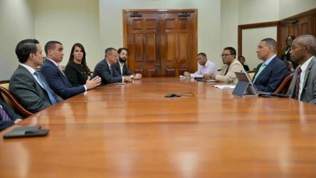 Buscan eliminar el visado para dominicanos viajen a Jamaica