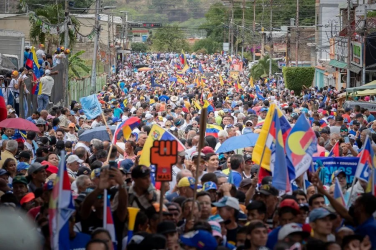 VENEZUELA: Se acelera carrera presidencial a 2 meses comicios