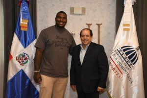 Bayron Matos unirá esfuerzos con el MIDEREC para traer NFL a RD