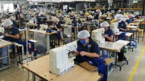 Dice manufactura aportó 148,600 empleos formales en abril pasado