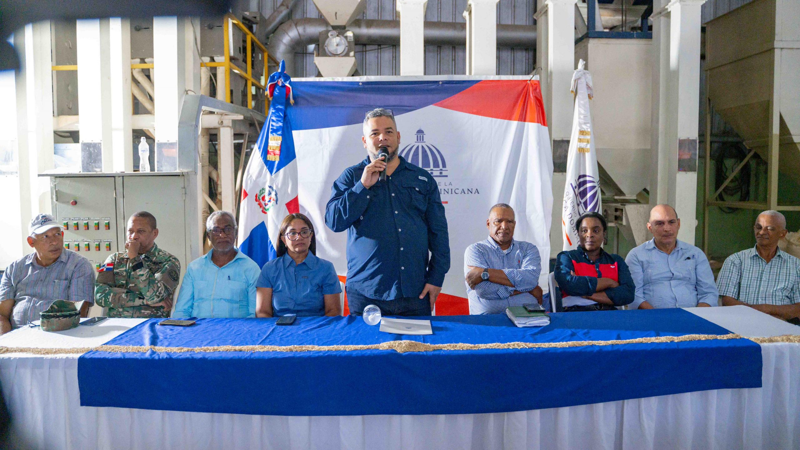 ELIAS PIÑA: FEDA impulsa cultivo del arroz; inaugura cooperativa imagen