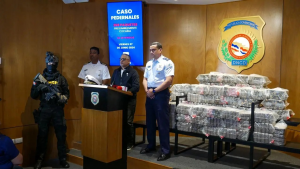 PEDERNALES: DNCD y Armada ocupan 268 paquetes de cocaína