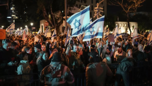 Israel realiza la mayor protesta contra el gobierno de Netanyahu