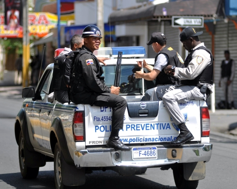 Policía informa que dio muerte a dos «reconocidos delincuentes» imagen