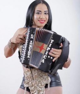 Acordeonista La Inquieta Típica le canta al emigrante en nuevo disco Acordeonista La Inquieta Típica le canta al emigrante en nuevo disco