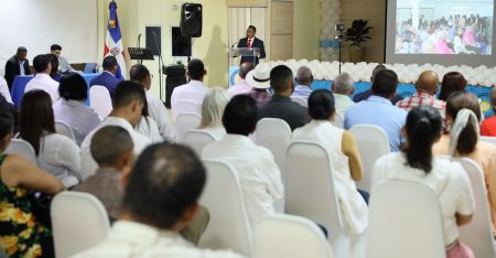 Celebran exitoso primer Pleno Nacional de dirigentes del PRH Celebran exitoso primer Pleno Nacional de dirigentes del PRH