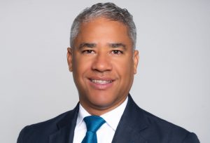 SANTIAGO: CODIA otorga premio Codiano del Año a Andrés Cueto SANTIAGO: CODIA otorga premio Codiano del Año a Andrés Cueto