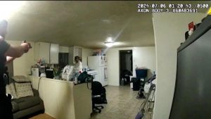 Policía de EEUU publica vídeo de un agente matando mujer negra