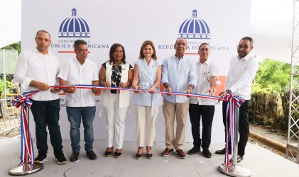Vice Raquel Peña inaugura obras en Monseñor Nouel y Espaillat Vice Raquel Peña inaugura obras en Monseñor Nouel y Espaillat