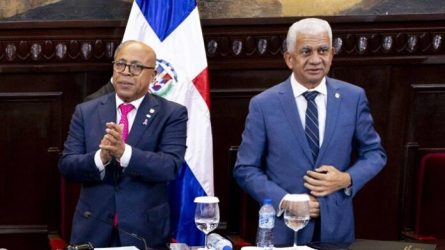 PRM decide  Pacheco y Santos sigan presidentes Senado y CD