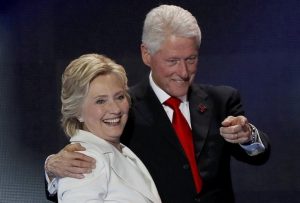 Los Clinton aplauden decisión de Biden; expresan apoyo a Kamala
