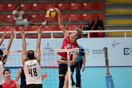 EEUU vence a México y sigue invicto en Copa Panam Voleibol imagen