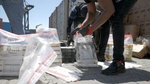 Autoridades se incautan de 918 paquetes cocaína en Caucedo