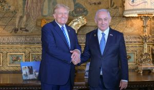 Trump recibe a Netanyahu en su casa de Mar-a-Lago, Florida