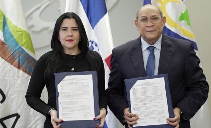 Firman convenio para capacitar a trabajadores en diferentes áreas