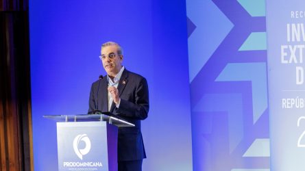 Abinader: Inversión extranjera RD establece récord US$4,390 MM Abinader: Inversión extranjera RD establece récord US$4,390 MM