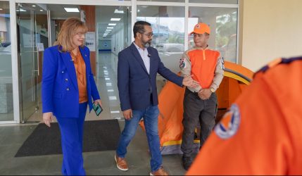 Plan Social dona casas de campaña y sleeping bags a Defensa Civil para reforzar labores operativas