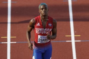 Alexis Ogando gana los 200 metros en la Liga Diamante