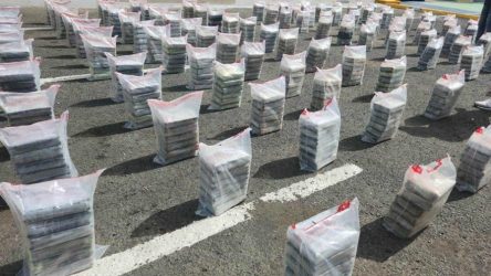 Autoridades de la RD ocuparon más de una tonelada de cocaína Autoridades de la RD ocuparon más de una tonelada de cocaína