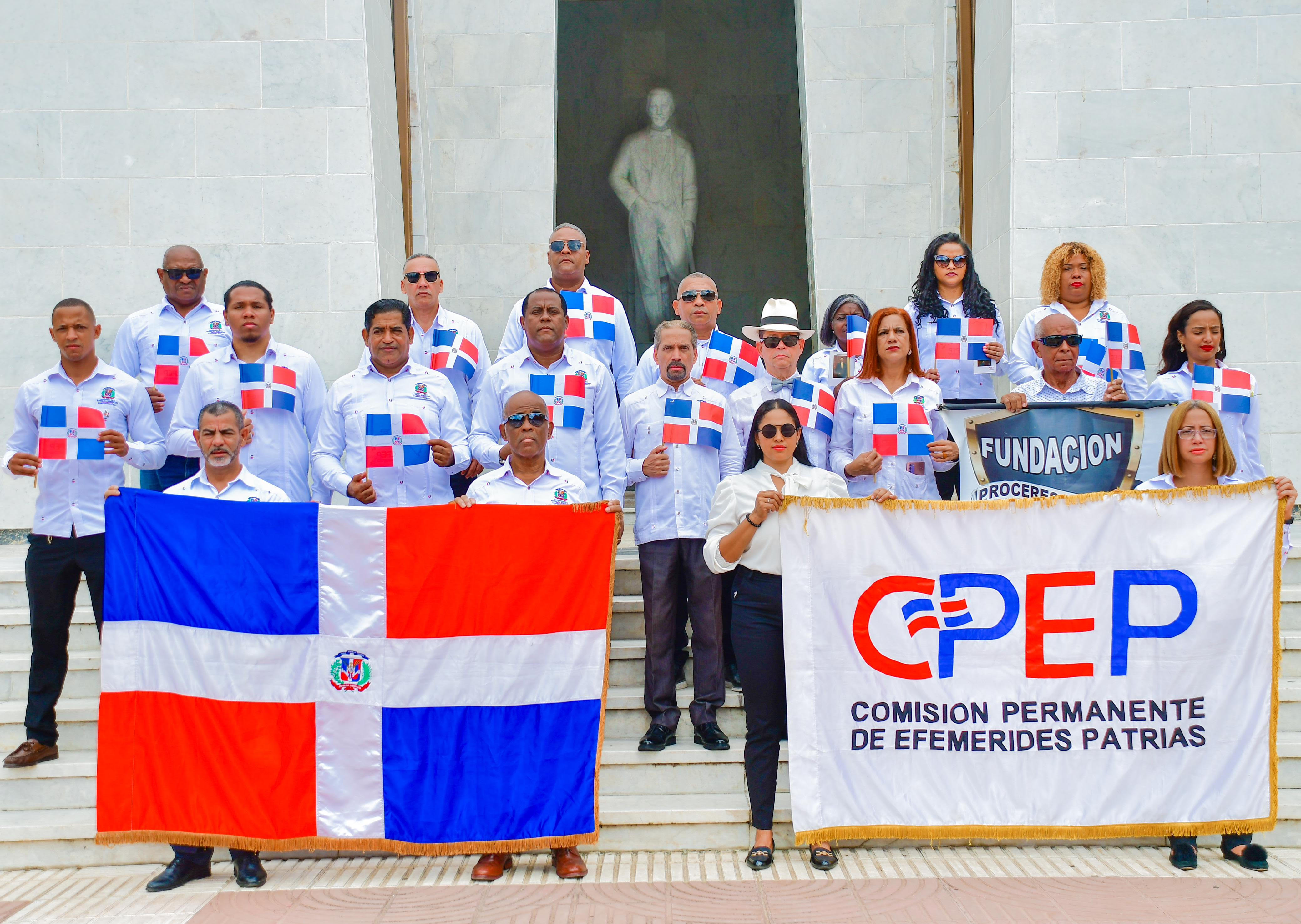 Efemérides Patrias conmemora la fundación Sociedad La Trinitaria imagen