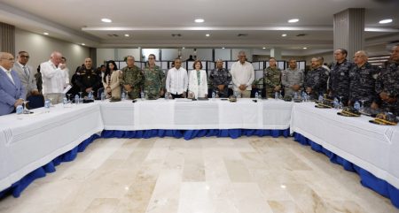 Vicepresidenta lidera evaluación de Plan de Seguridad Ciudadana Vicepresidenta lidera evaluación de Plan de Seguridad Ciudadana