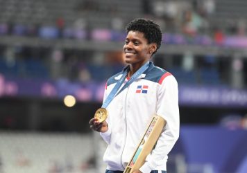 Senado reconoce atleta Marileidy Paulino como Orgullo Nacional