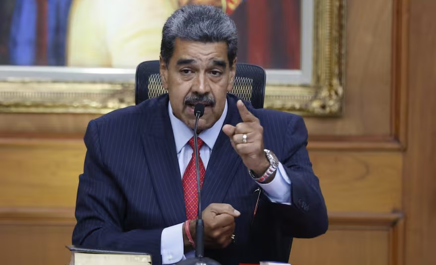 Maduro threatens opposition artists living abroad | Momento.net