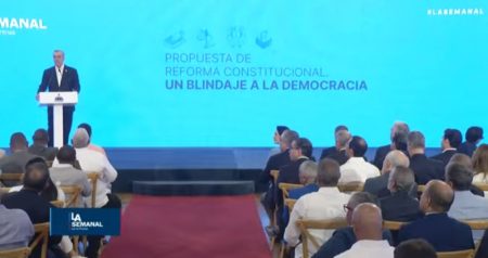 Presidente reitera propuesta de reforma no tiene fines políticos