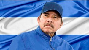 Ortega llama «serviles» a quienes no reconocen victoria de Maduro