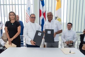 Presidente dominicano dispone donación terrenos Hospital SPM