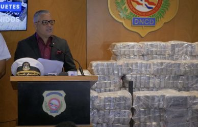 La DNCD afirma que decomisó 154 kilos de cocaína en Azua La DNCD afirma que decomisó 154 kilos de cocaína en Azua