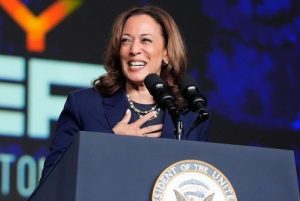 Kamala Harris se convirtió en la candidata demócrata