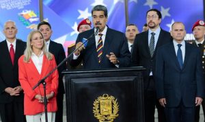 Maduro acusa EU de manipular actas; pide Machado se entregue