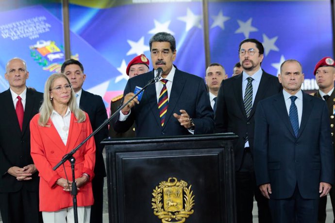 Maduro acusa EU de manipular actas; pide Machado se entregue imagen