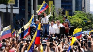 Oposición y chavistas miden  fuerzas en calles de Venezuela