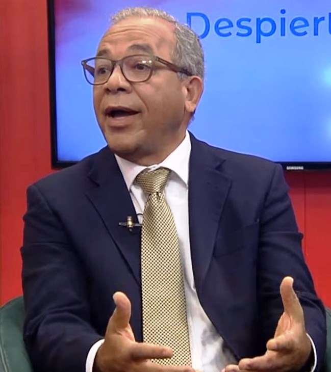 Bichara: «20 años de gobierno han creado islas e indisciplina en PLD» imagen
