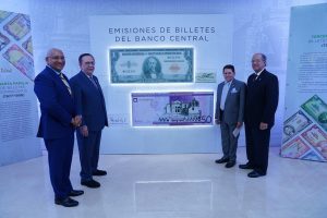 Inauguran exposición «Emisiones de Billetes del Banco Central»