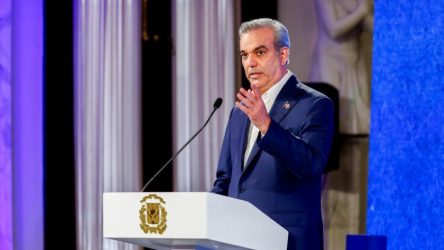 Presidente Abinader someterá su proyecto de reforma el dia 16