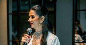 Carla Soto presenta su nuevo proyecto poético «Coesia»