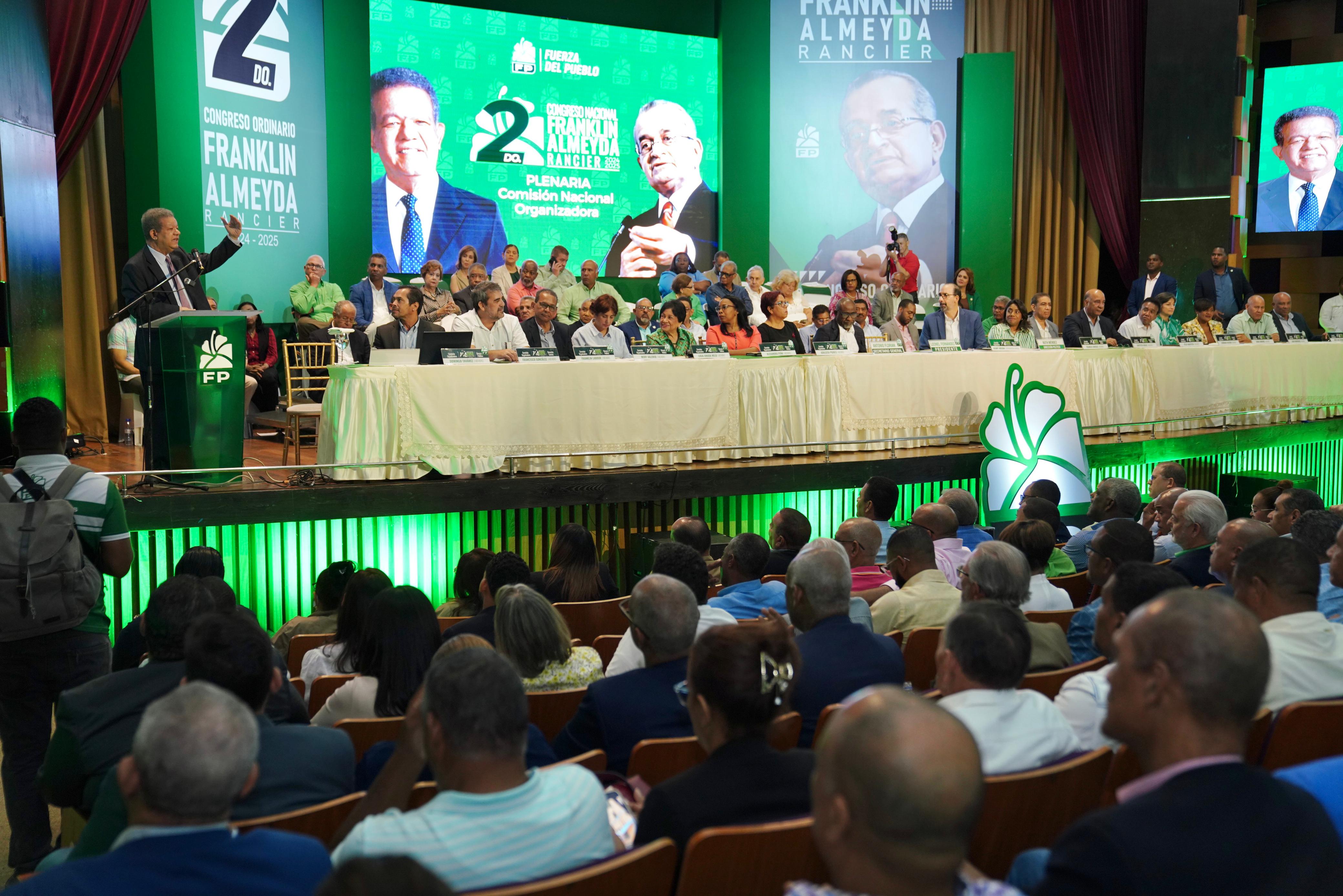 Leonel dice la Fuerza del Pueblo no pausará labor de oposición imagen