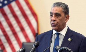 NY: Congresista Adriano Espaillat encabezará Feria de Empleos