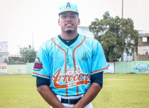 Prospecto Bryan Capellán se integra Arroceros en Liga Verano