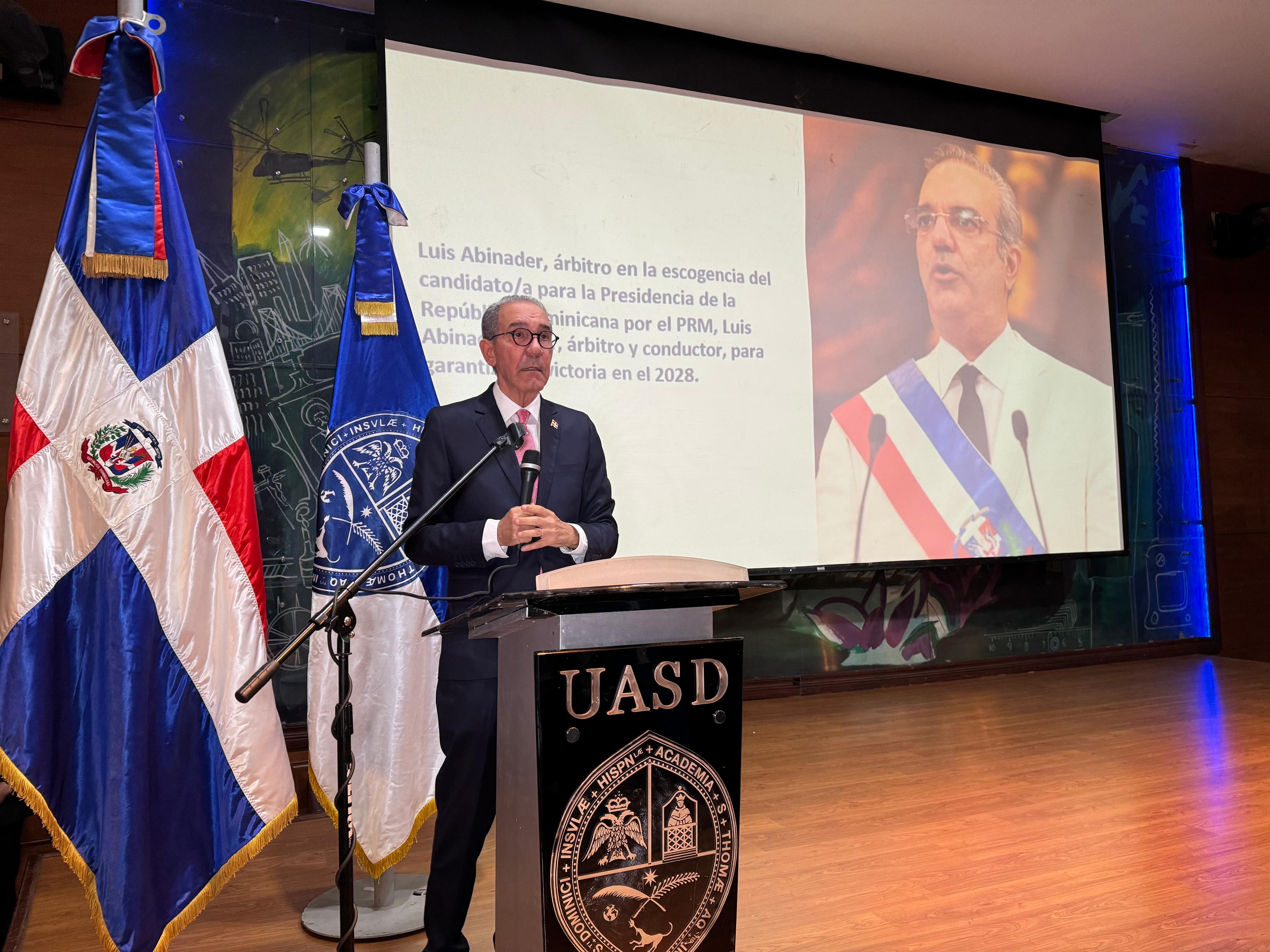 Opina Abinader debe actuar como árbitro en elección candidato PRM imagen